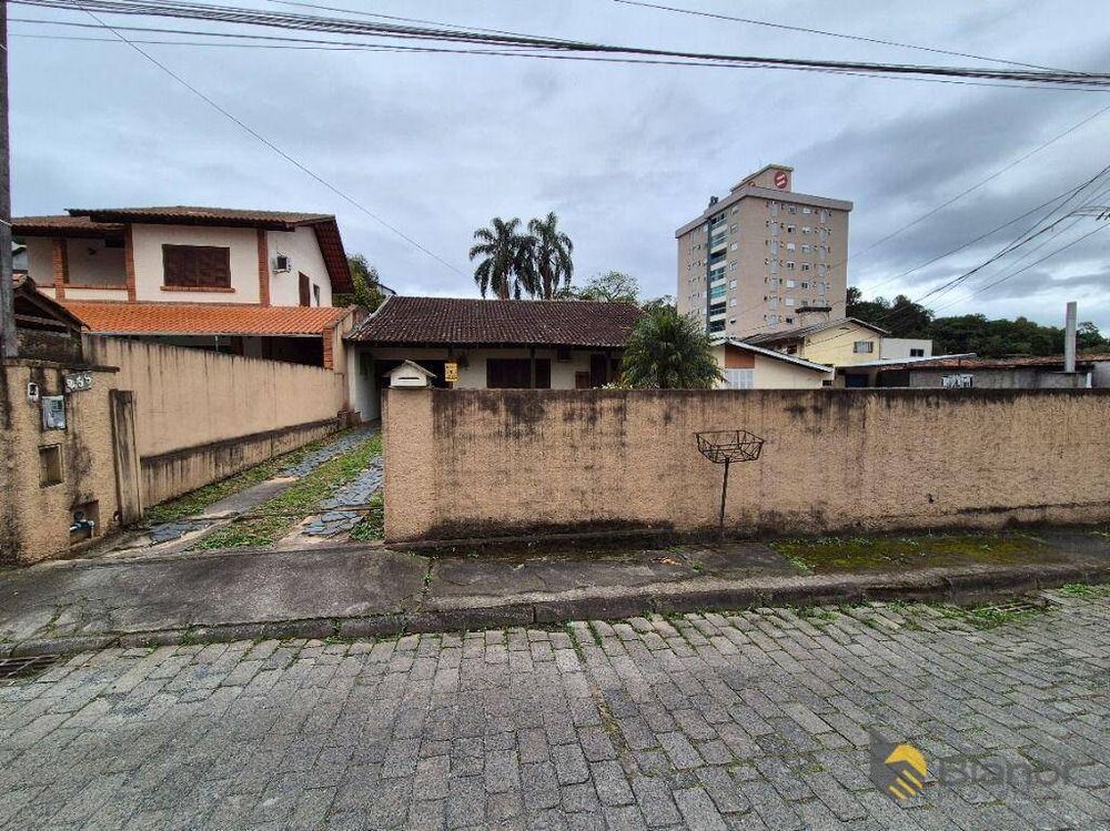 Casa, 4 quartos, 250 m² - Foto 3
