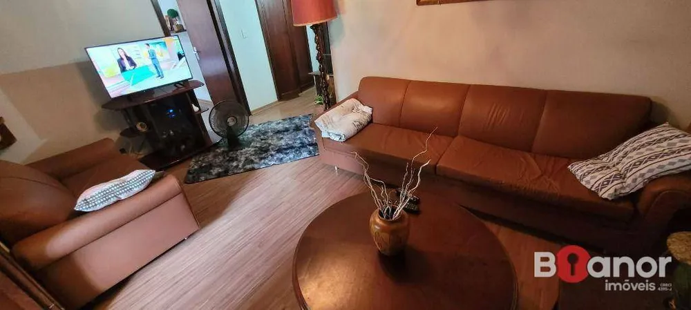 Casa, 4 quartos, 250 m² - Foto 10