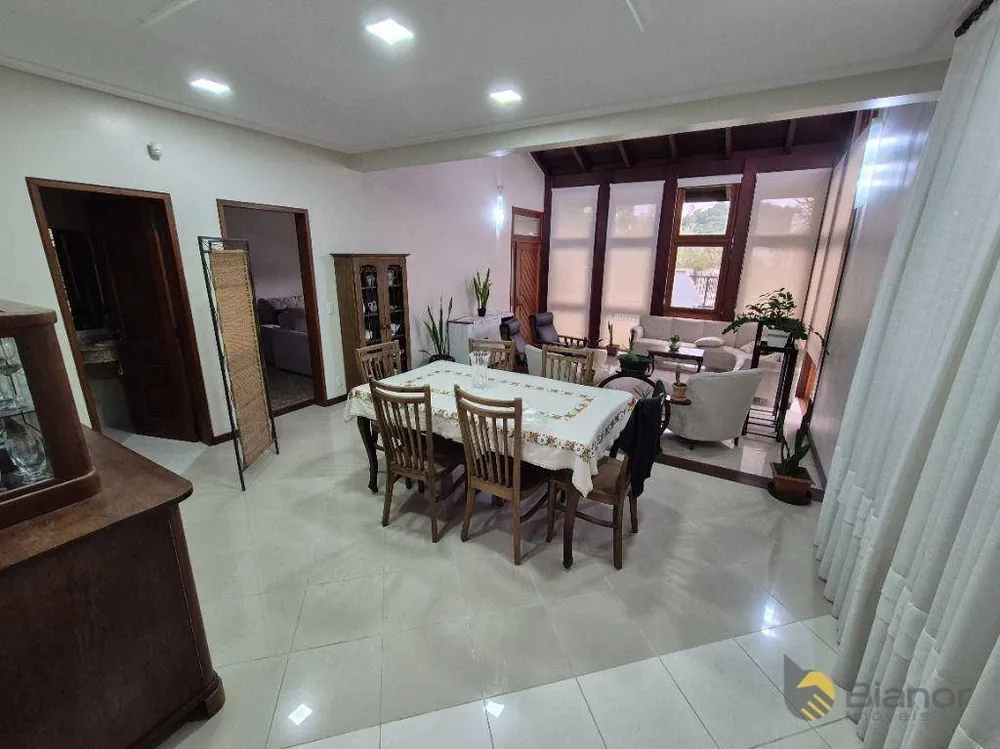 Casa, 3 quartos, 420 m² - Foto 4