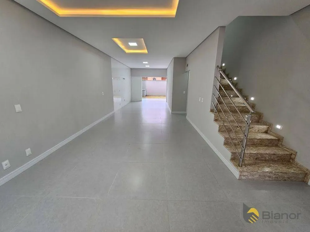 Casa, 3 quartos, 152 m² - Foto 1