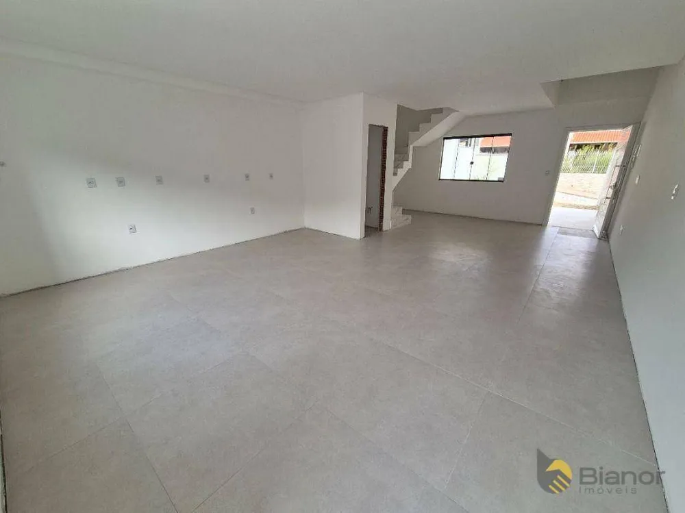 Casa, 3 quartos, 174 m² - Foto 1