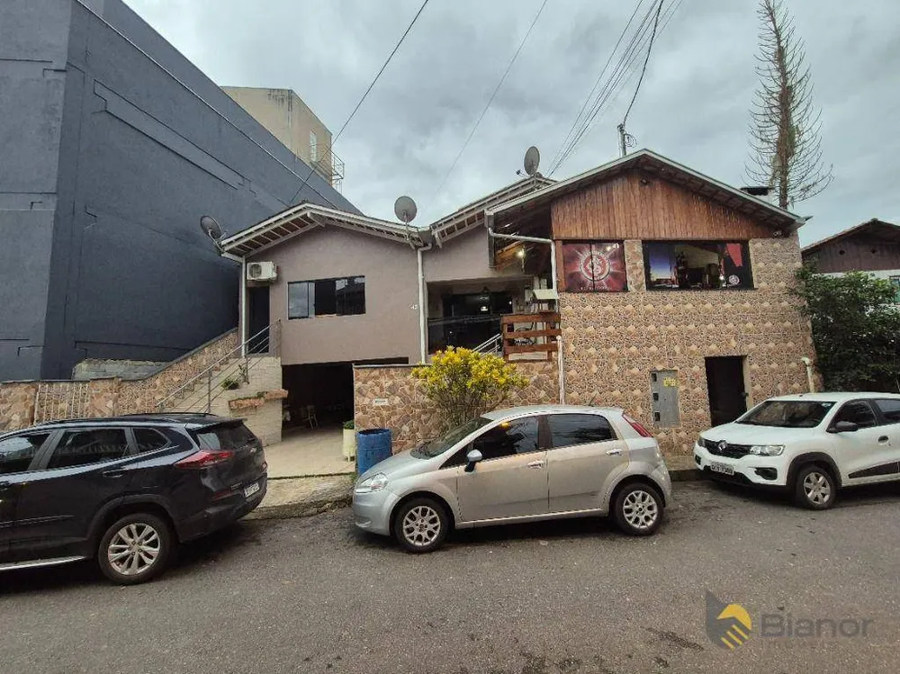 Casa, 3 quartos, 300 m² - Foto 12