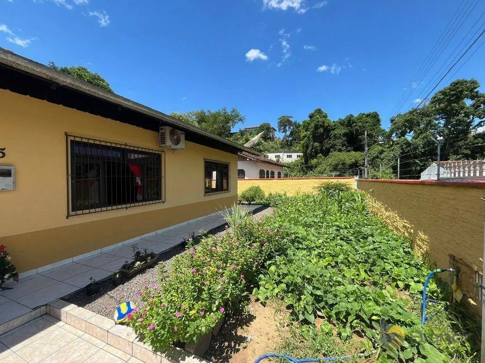 Casa, 2 quartos, 157 m² - Foto 1