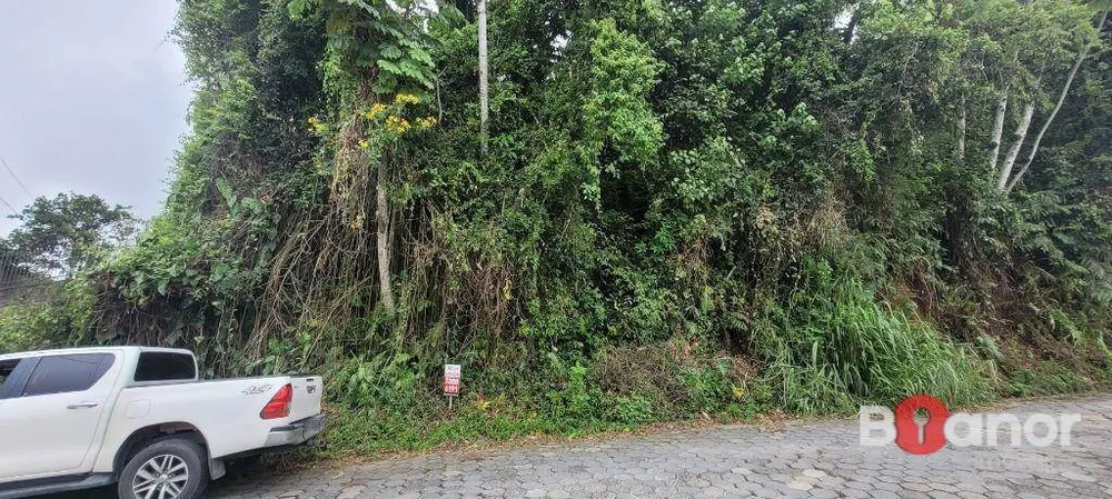 Terreno, 693 m² - Foto 2