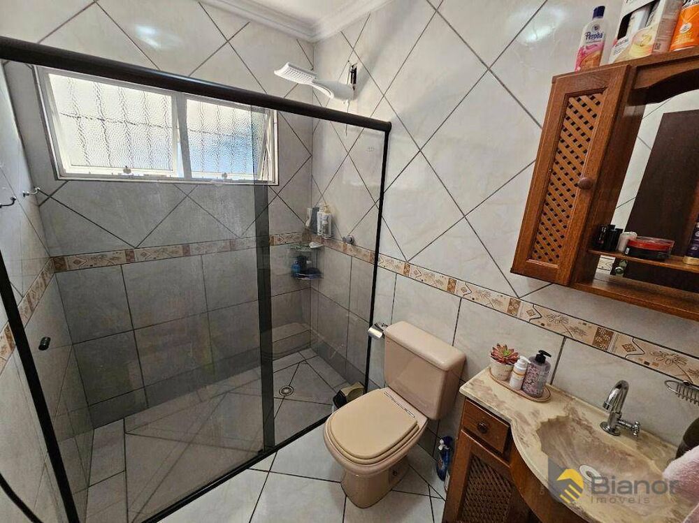 Casa à venda com 3 quartos, 150m² - Foto 3