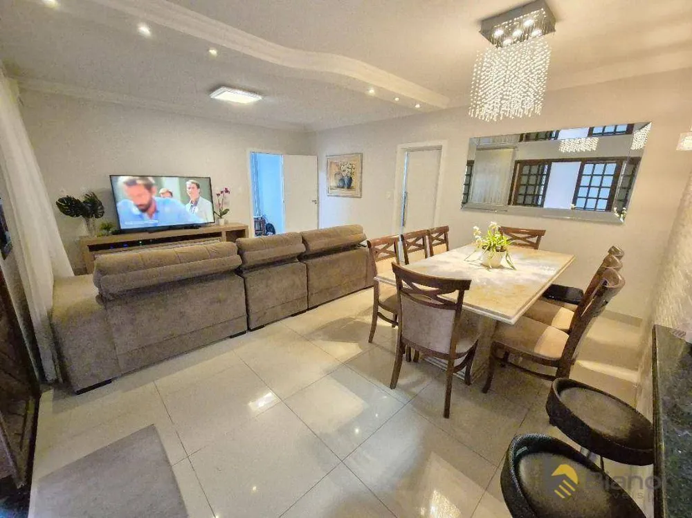 Casa, 4 quartos, 280 m² - Foto 12