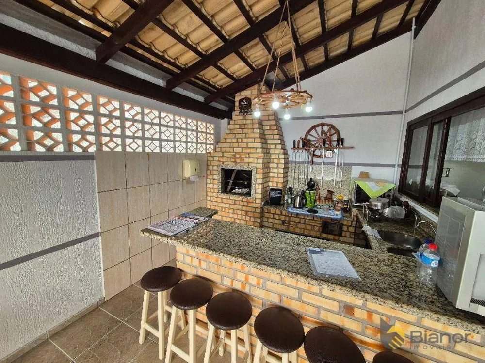 Casa, 4 quartos, 290 m² - Foto 11