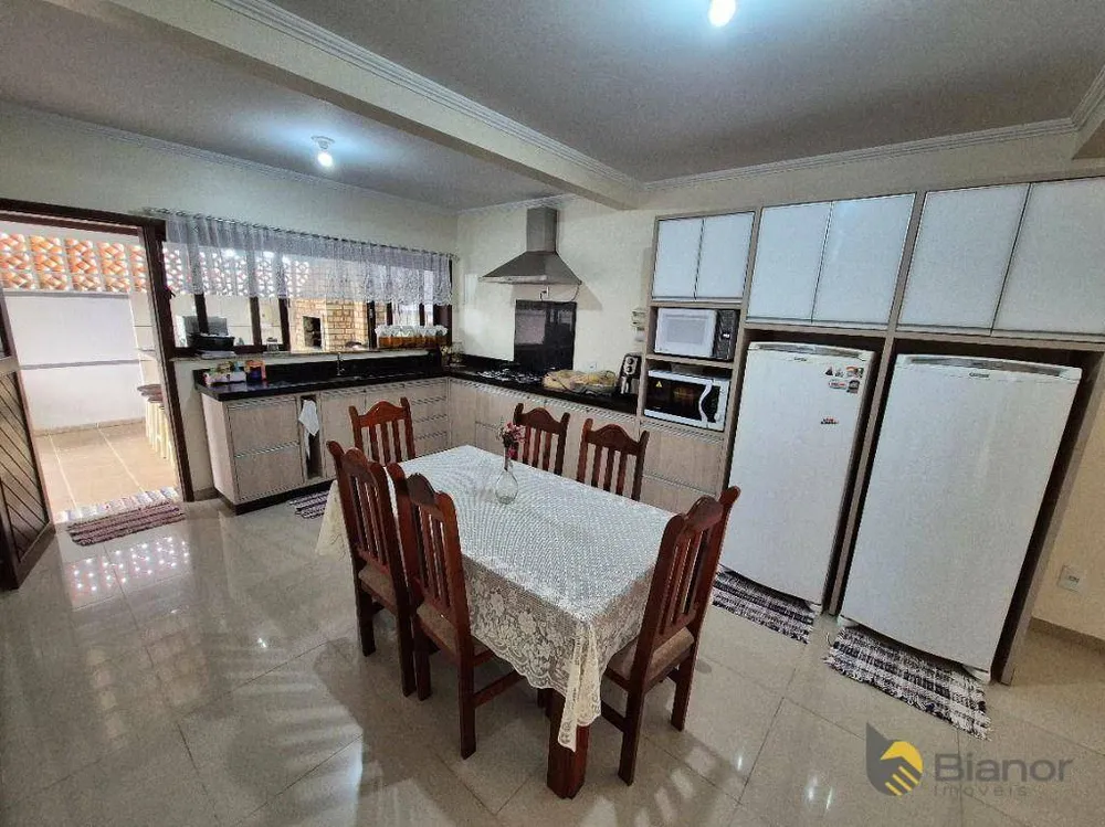 Casa, 4 quartos, 290 m² - Foto 4
