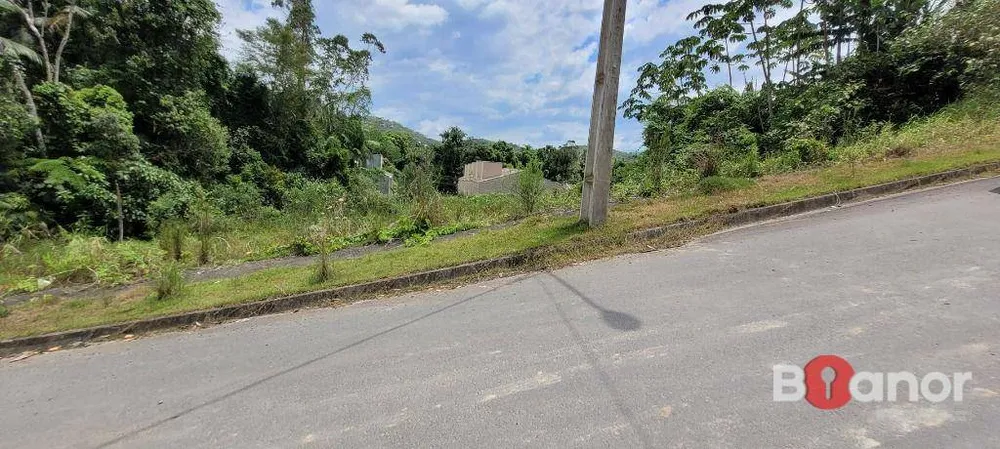 Loteamento e Condomínio, 576 m² - Foto 1