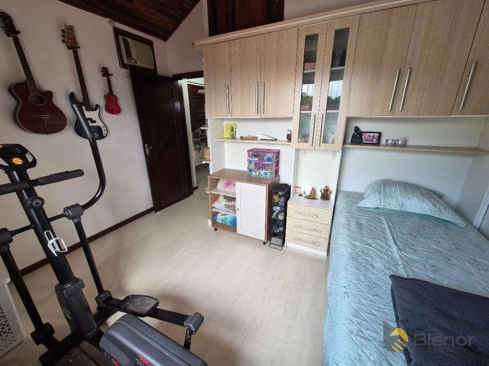 Casa, 3 quartos, 206 m² - Foto 7