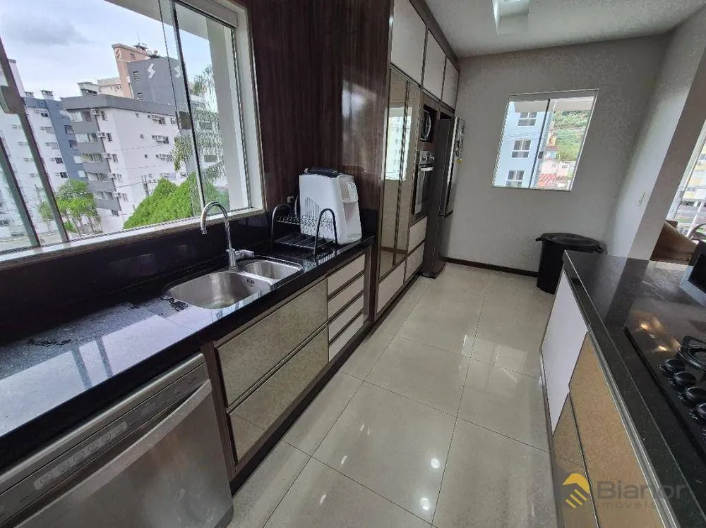Casa, 3 quartos, 204 m² - Foto 5