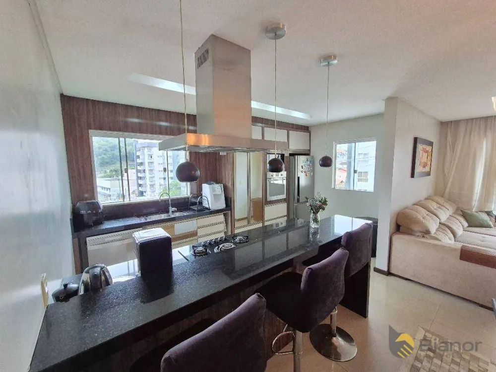 Casa, 3 quartos, 204 m² - Foto 4