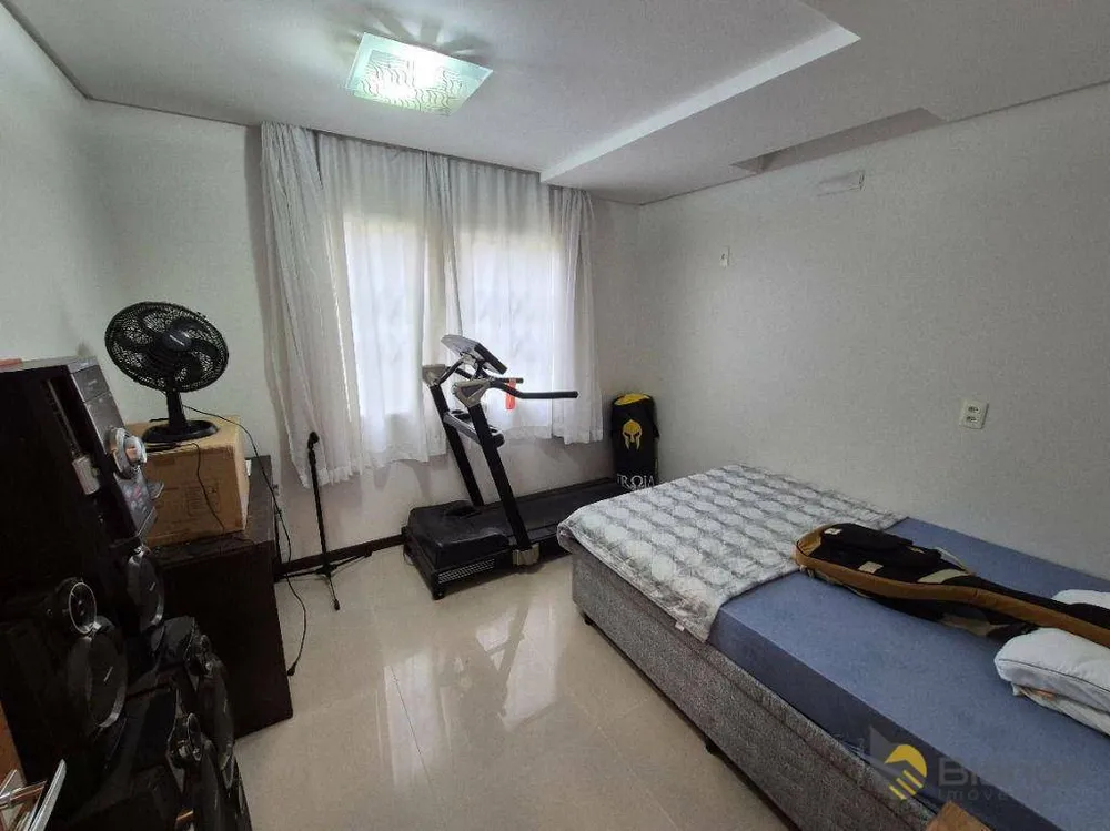Casa, 3 quartos, 204 m² - Foto 9