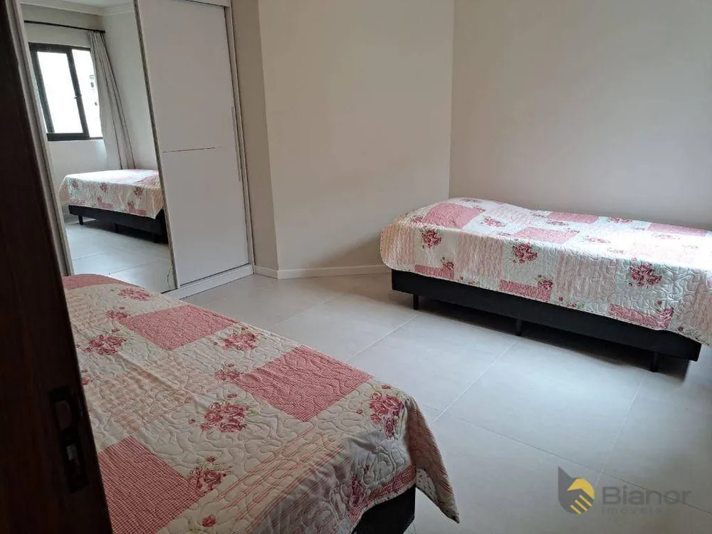 Apartamento, 4 quartos, 240 m² - Foto 2