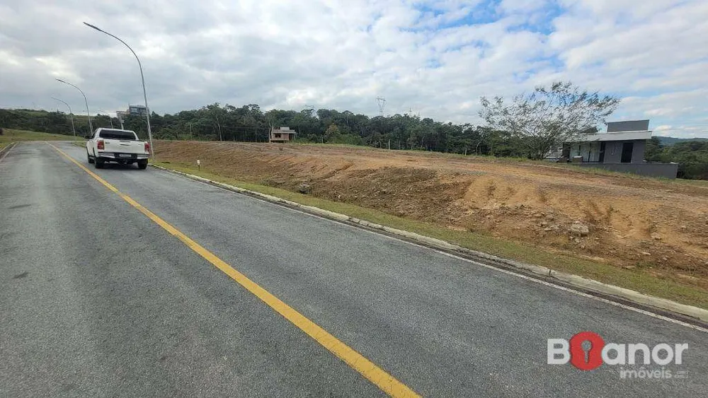 Loteamento e Condomínio, 395 m² - Foto 6