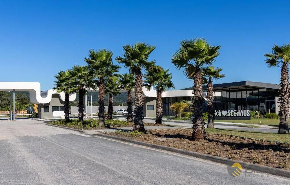 Loteamento e Condomínio, 400 m² - Foto 1