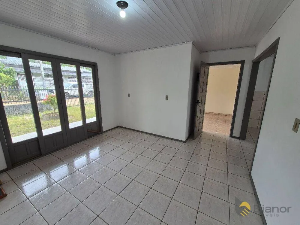Casa, 3 quartos, 176 m² - Foto 2