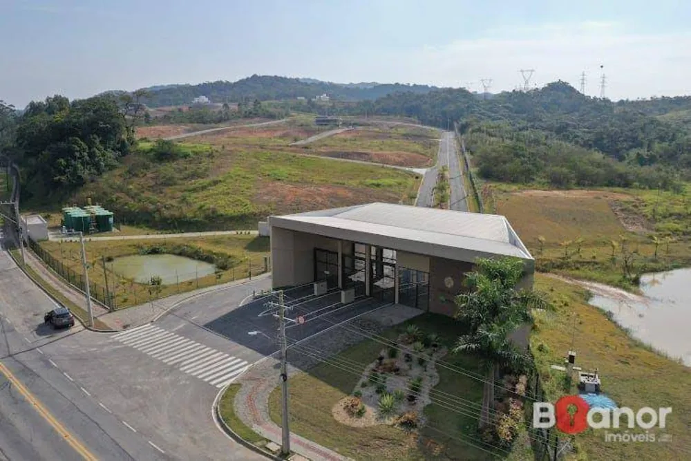 Loteamento e Condomínio, 444 m² - Foto 1