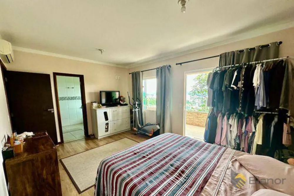 Casa, 3 quartos, 184 m² - Foto 13