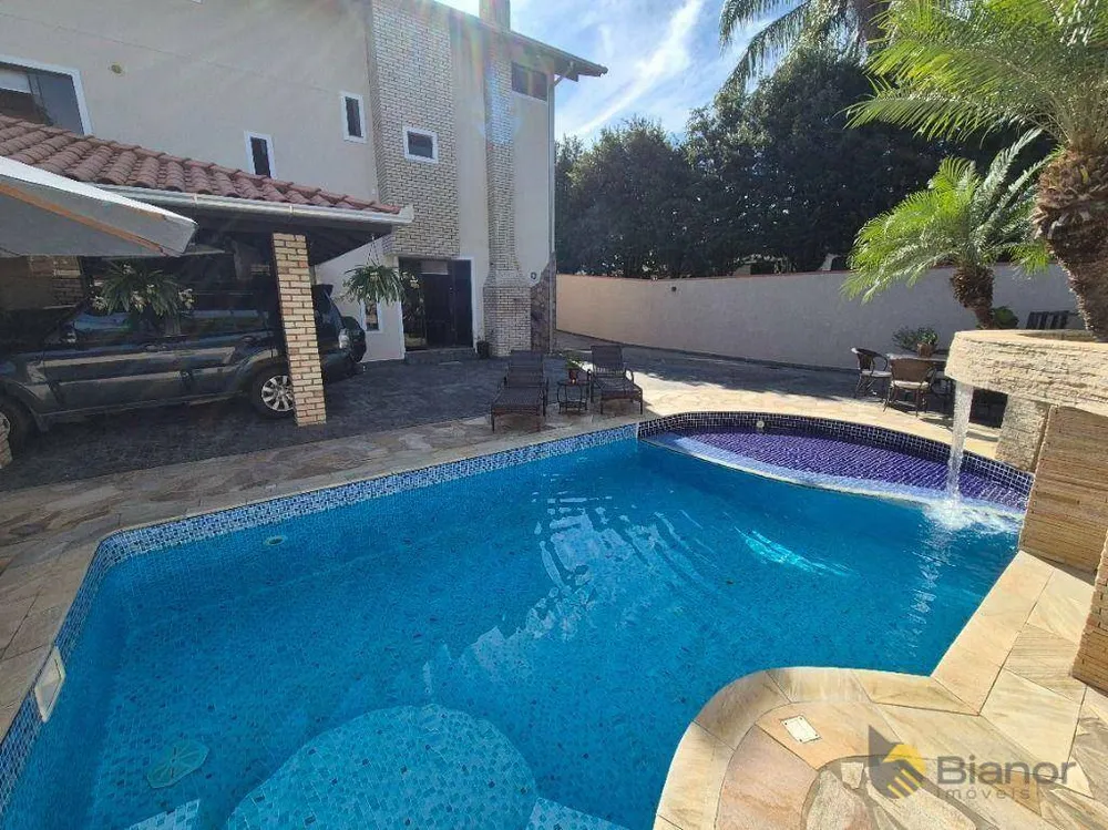 Casa, 3 quartos, 300 m² - Foto 6