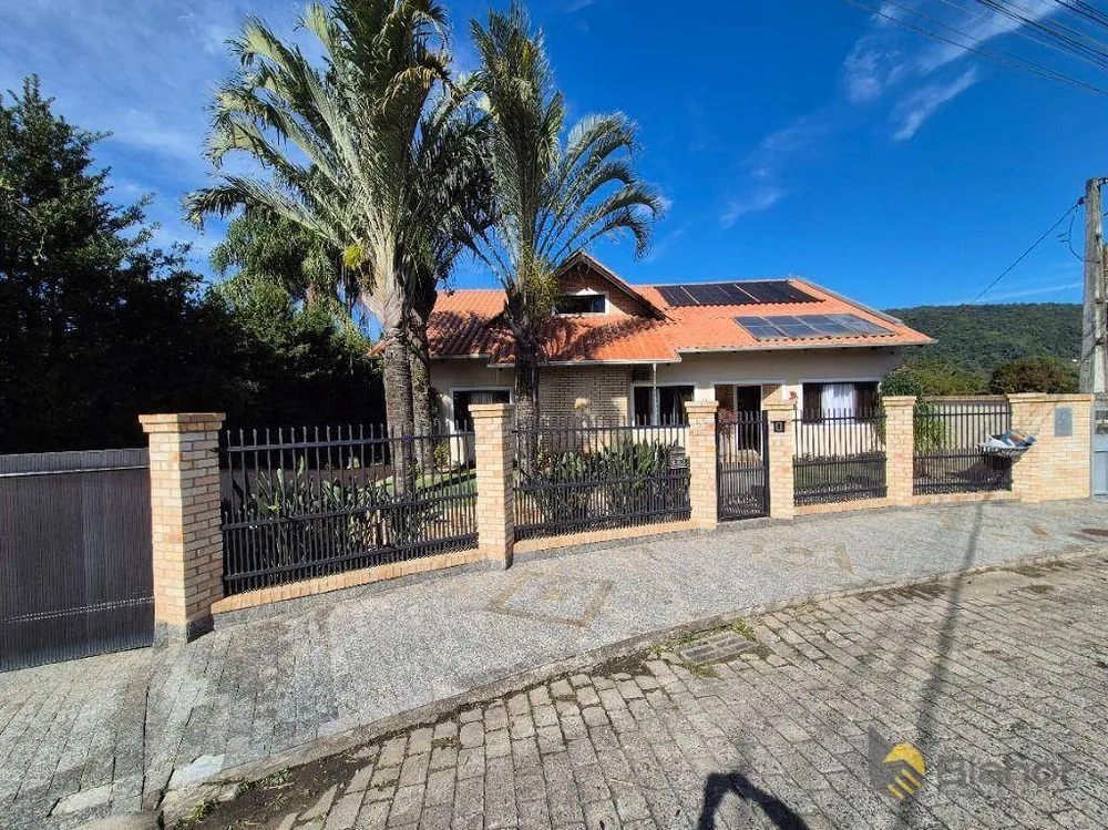 Casa, 3 quartos, 300 m² - Foto 8
