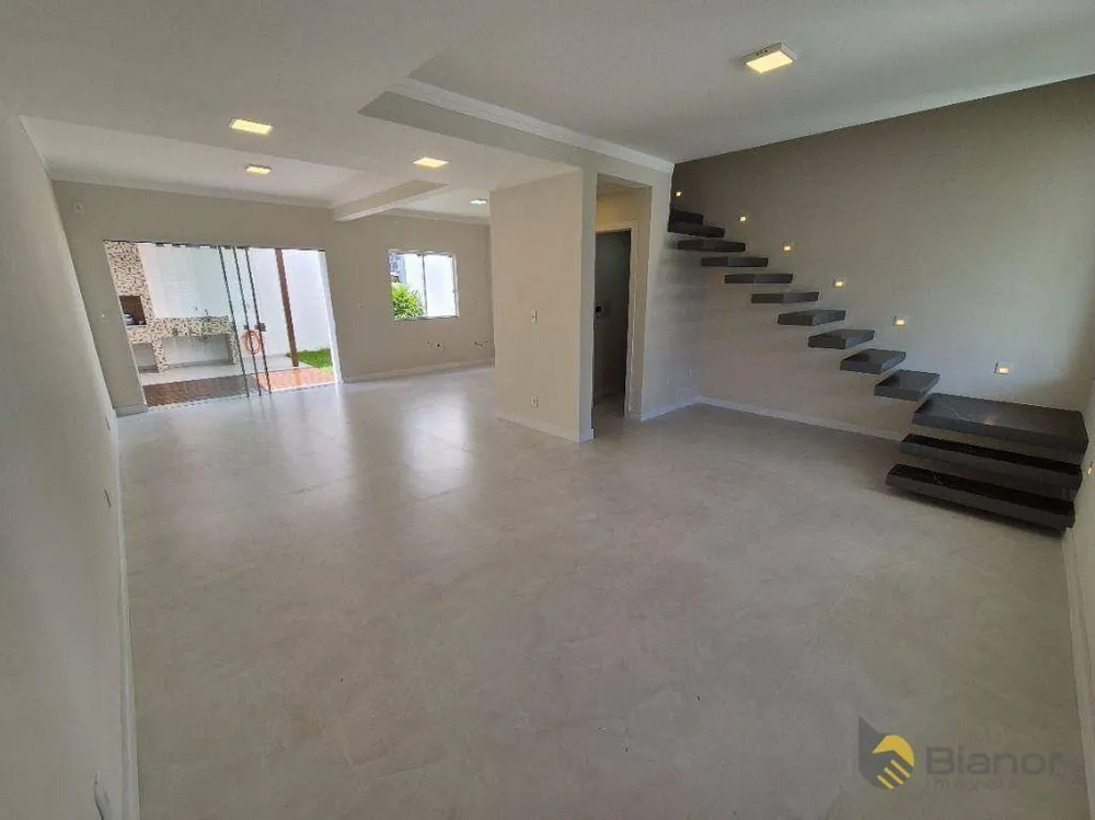 Casa, 3 quartos, 121 m² - Foto 8