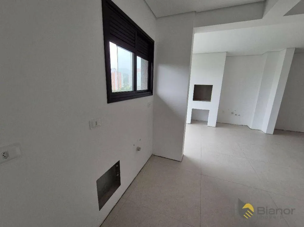 Apartamento, 3 quartos, 130 m² - Foto 4