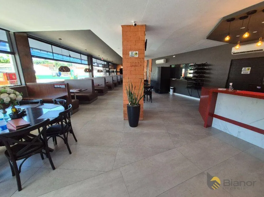Loja-Salão, 200 m² - Foto 1