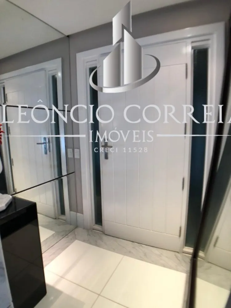 Apartamento, 4 quartos, 196 m² - Foto 2