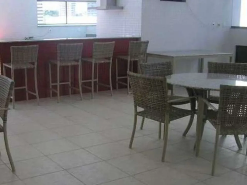 Apartamento, 3 quartos, 100 m² - Foto 2