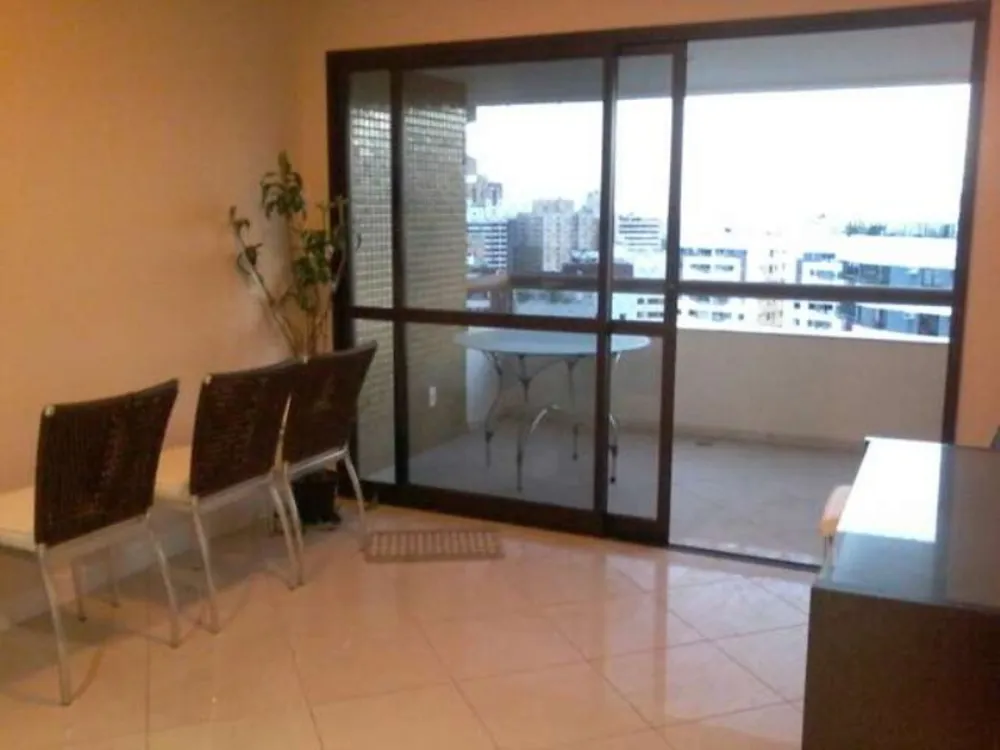 Apartamento, 3 quartos, 120 m² - Foto 1