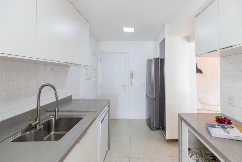 Apartamento, 3 quartos, 180 m² - Foto 1