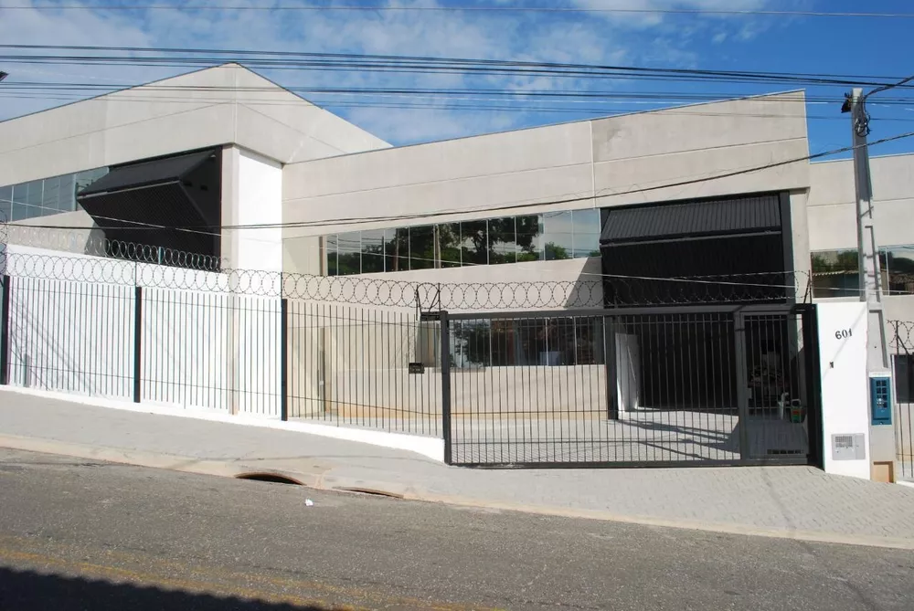 Depósito-Galpão-Armazém para alugar, 1000m² - Foto 3