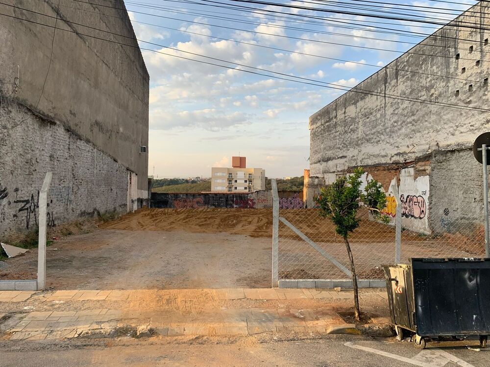 Loteamento e Condomínio, 450 m² - Foto 5