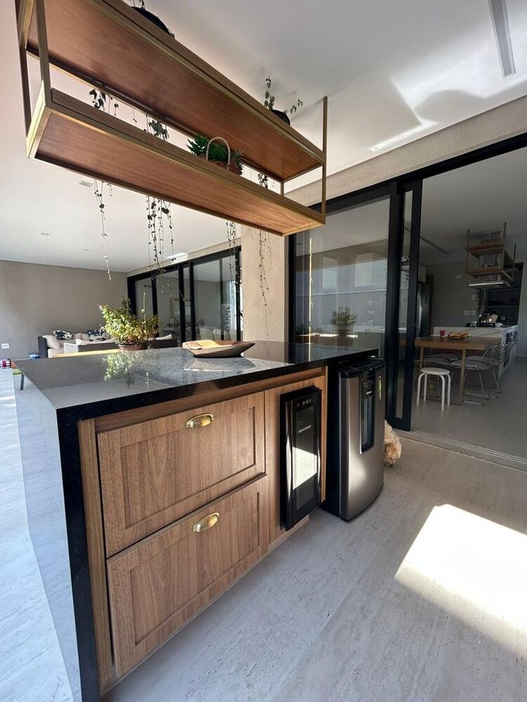 Casa à venda com 4 quartos, 420m² - Foto 3