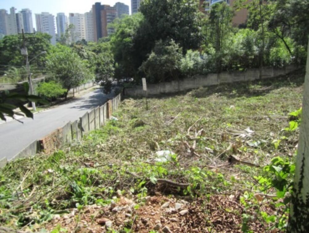 Loteamento e Condomínio, 4931 m² - Foto 4