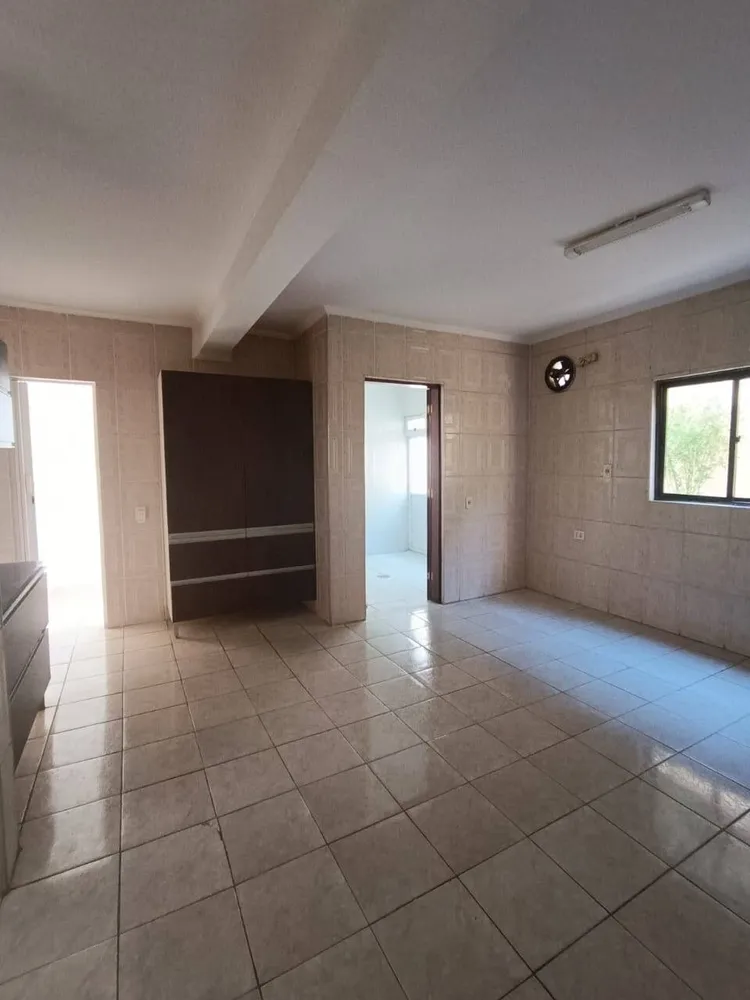 Casa, 5 quartos, 340 m² - Foto 2
