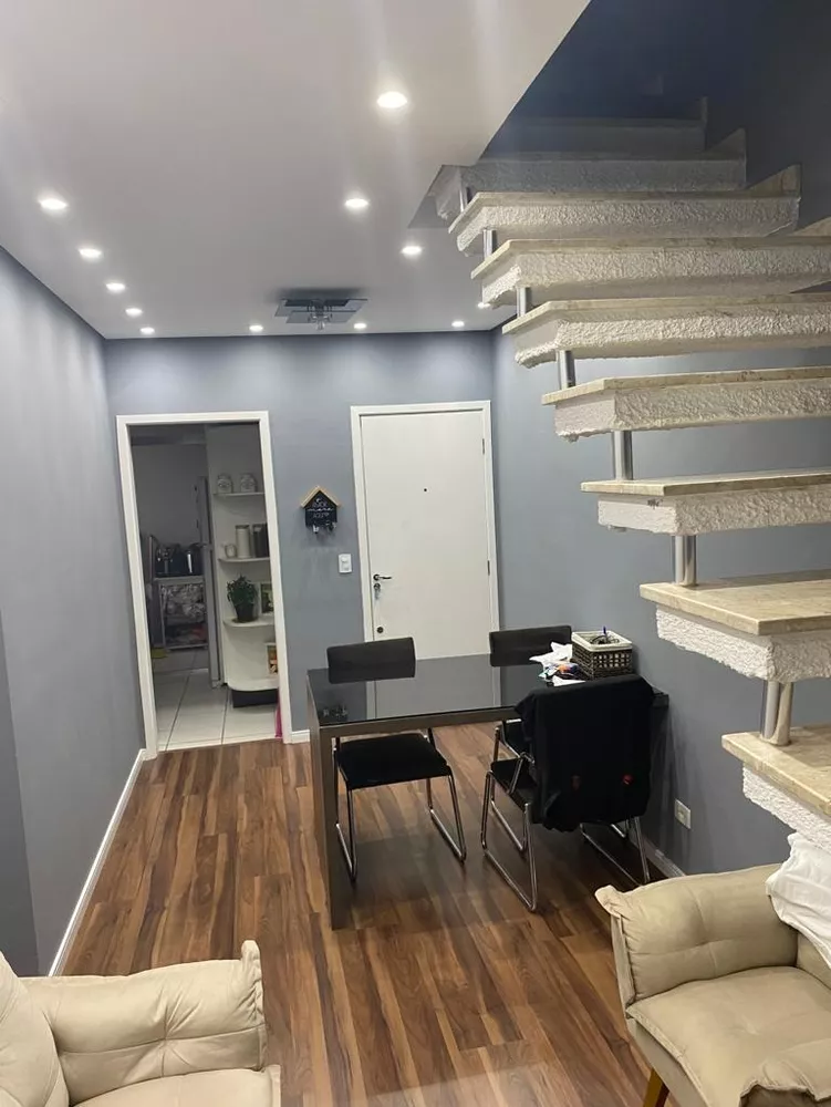 Apartamento à venda com 3 quartos, 110m² - Foto 1