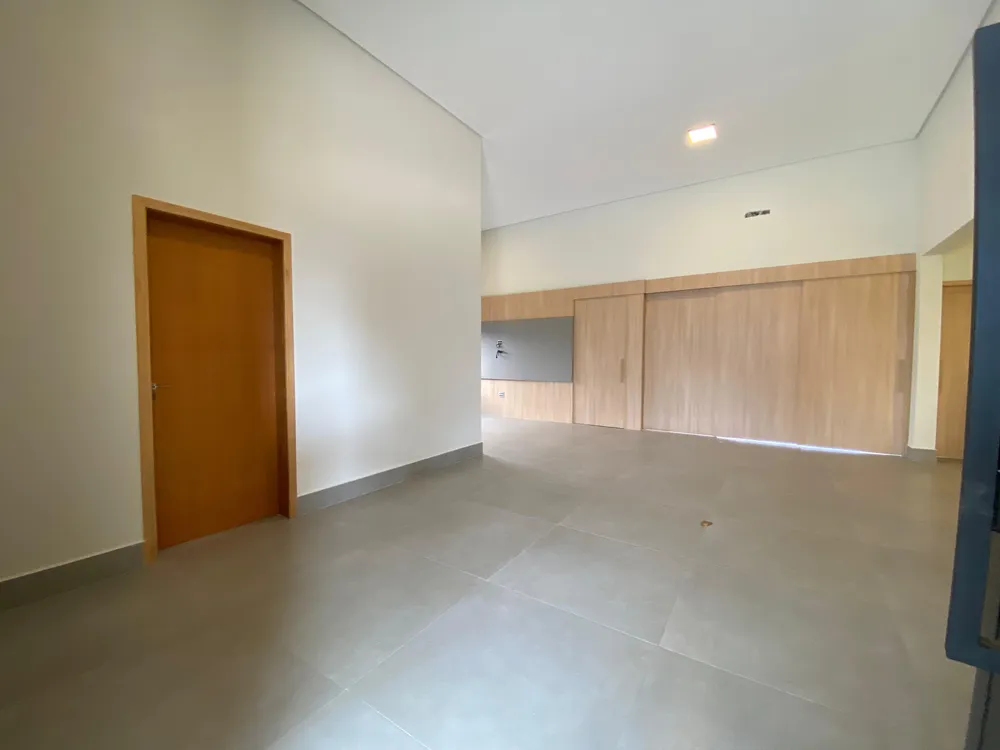 Casa, 3 quartos, 251 m² - Foto 3