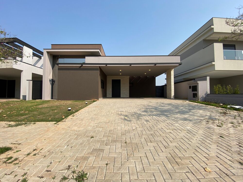 Casa, 3 quartos, 251 m² - Foto 1