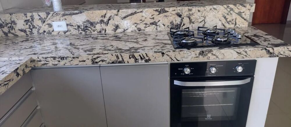 Casa para alugar com 3 quartos, 209m² - Foto 4