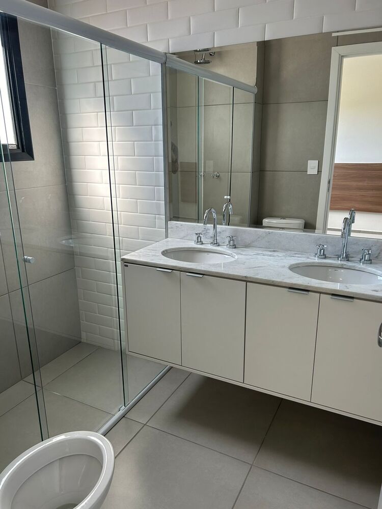 Apartamento para alugar com 3 quartos, 95m² - Foto 2