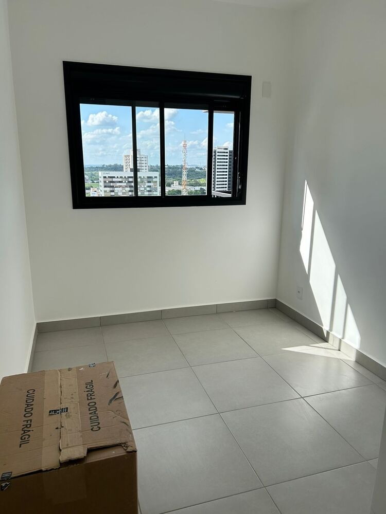 Apartamento para alugar com 3 quartos, 95m² - Foto 10