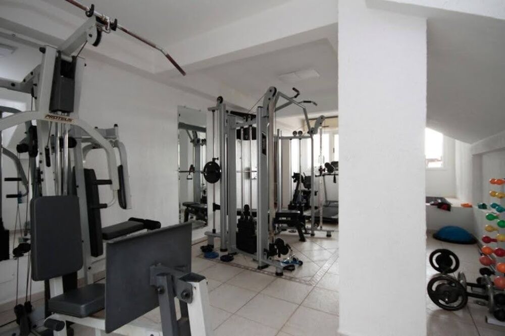 Casa à venda e aluguel com 8 quartos, 980m² - Foto 7