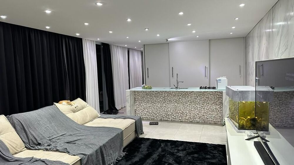 Casa, 2 quartos, 200 m² - Foto 1