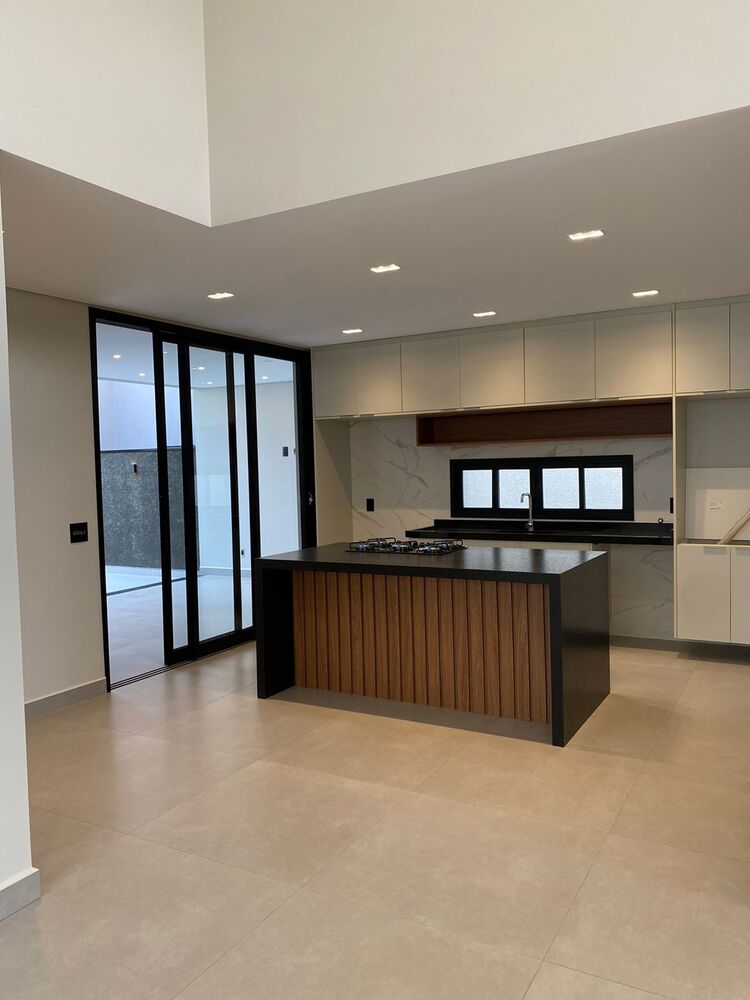 Casa, 3 quartos, 186 m² - Foto 2