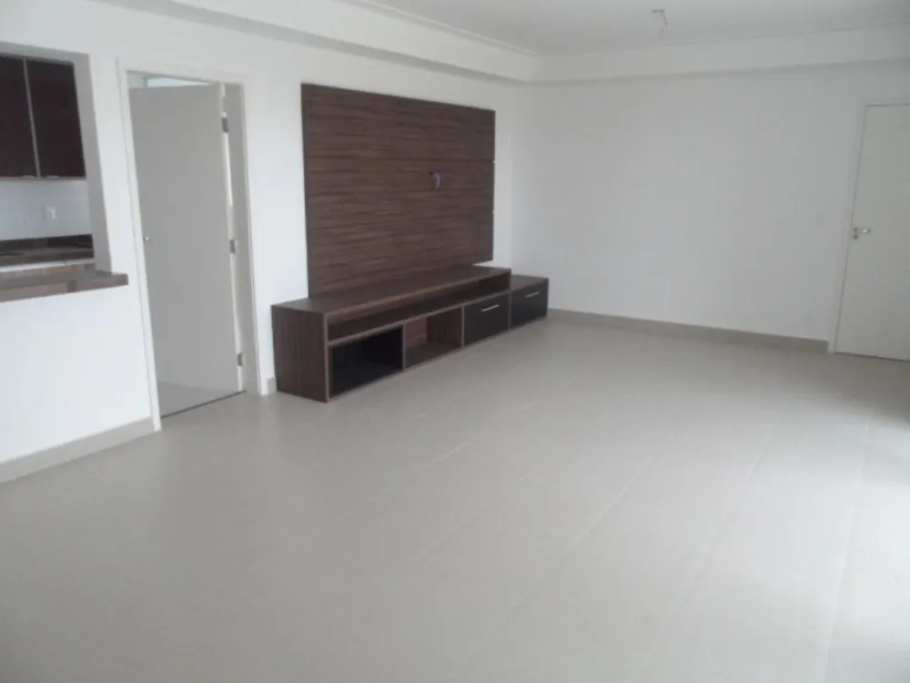 Apartamento, 3 quartos, 126 m² - Foto 2