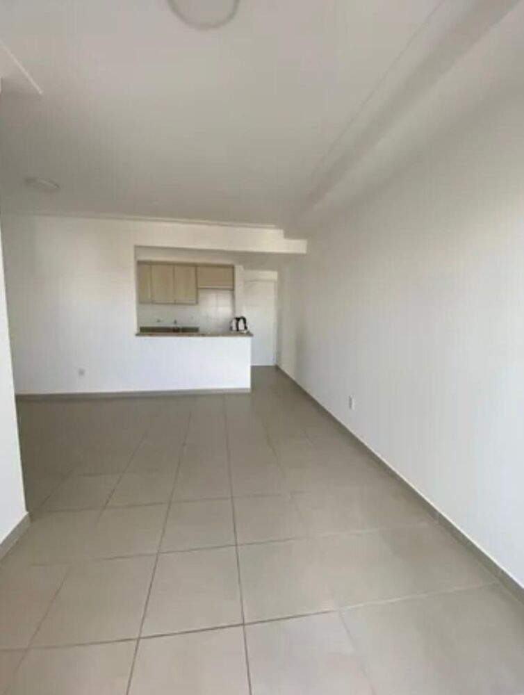 Apartamento à venda com 2 quartos, 72m² - Foto 4