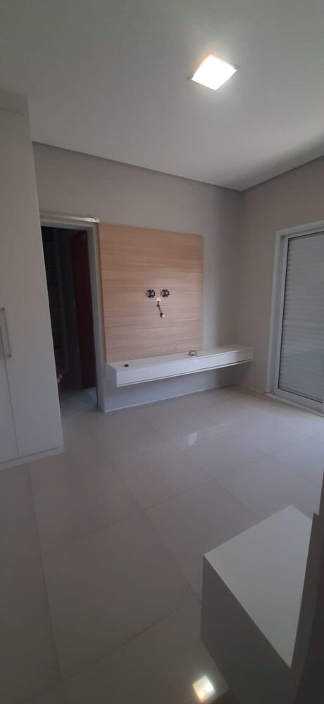 Casa, 4 quartos, 250 m² - Foto 4