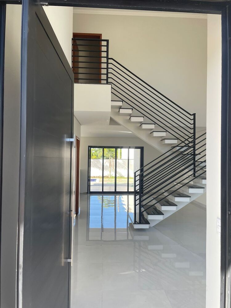 Casa à venda com 3 quartos - Foto 2